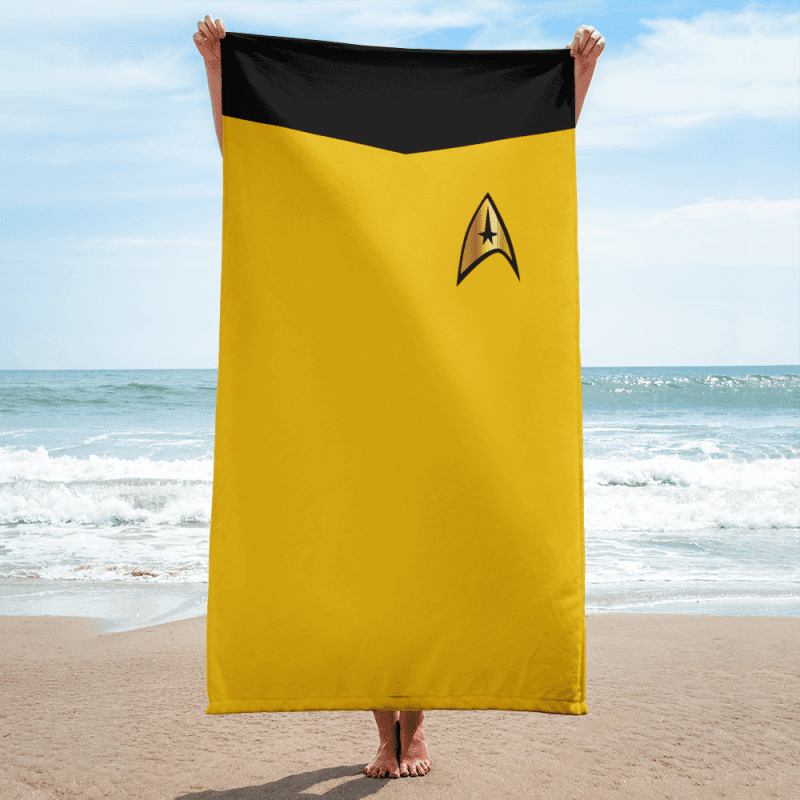 ST TOS CUB 100199 Beach Towel Lifestyle MF